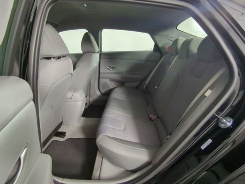 New 2026 Hyundai Elantra SE image 20