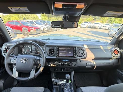 Used 2023 Toyota Tacoma TRD Sport AWD/4WD image 24