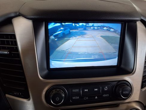 Used 2020 GMC Yukon Denali w/ Denali Premium Package RWD image 29