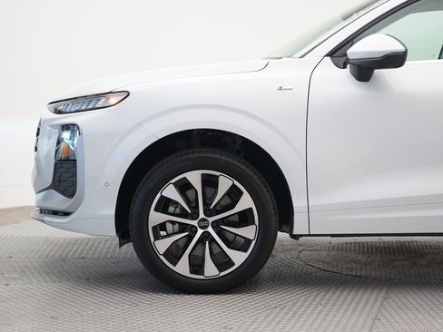 New 2026 Audi Q3 quattro 2.0T image 2