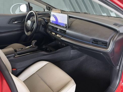 Used 2023 Toyota Prius Limited w/ Limited Premium Package FWD image 26