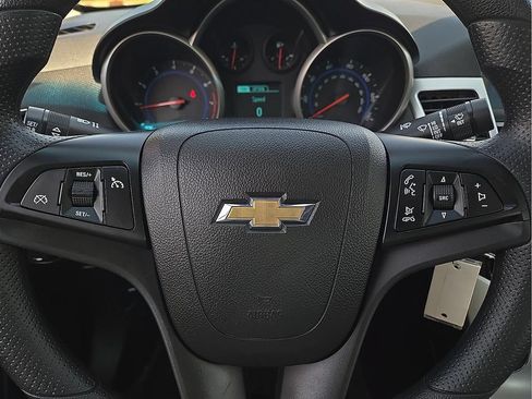 Used 2016 Chevrolet Cruze LT FWD image 20