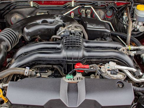 Used 2013 Subaru Outback 2.5i Limited w/ Moonroof Pkg image 32