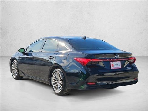 Used 2021 Toyota Avalon Limited w/ Advanced Safety Package image 8
