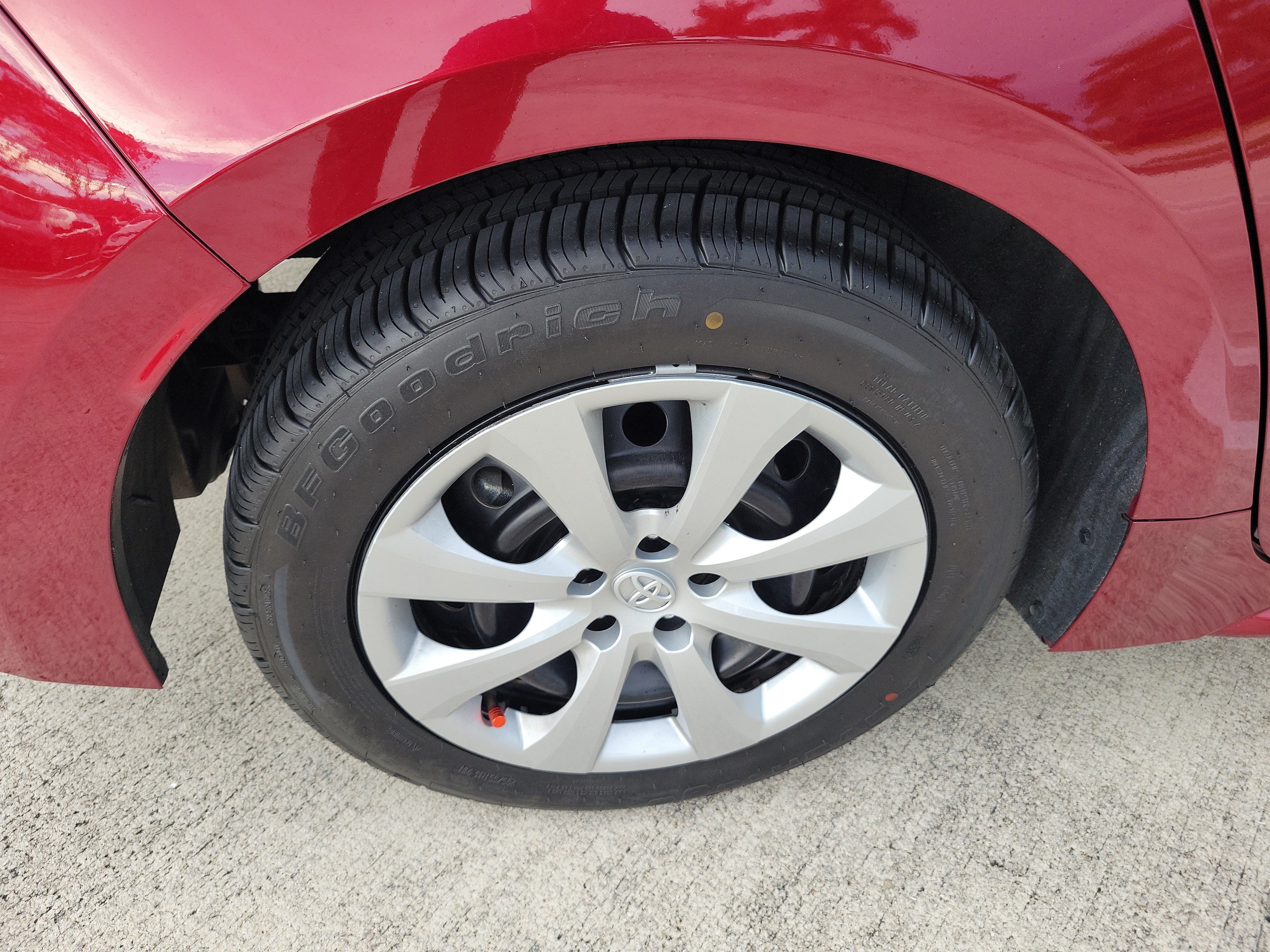 Used 2024 Toyota Corolla LE FWD image 8