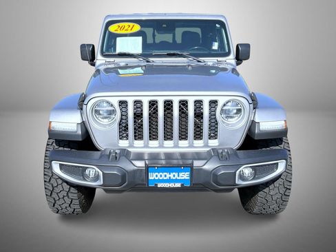 Used 2021 Jeep Gladiator Overland AWD/4WD image 2