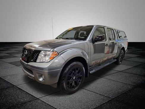 Used 2020 Nissan Frontier SV w/ Midnight Edition Floor Mats image 8