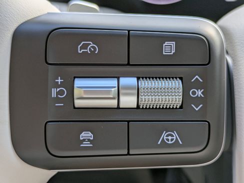 New 2026 Hyundai Santa Fe SE image 27