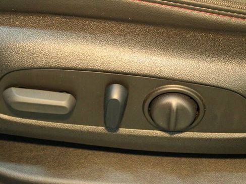 Used 2023 Chevrolet Traverse RS w/ LPO, Floor Liner Package image 18