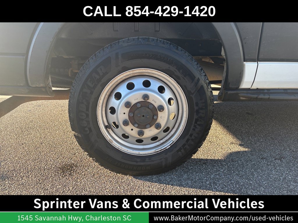 Used 2023 Ford Transit 250 Medium Roof AWD w/ Load Area Protection Package image 11