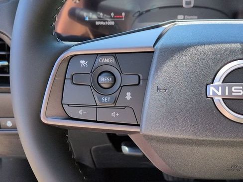 New 2026 Nissan Sentra SV w/ SV Convenience Package FWD image 18