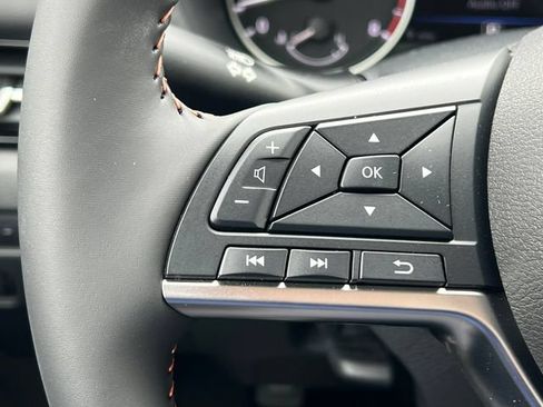 New 2025 Nissan Sentra SR FWD image 17