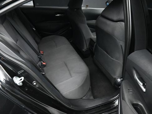 Used 2021 Toyota Corolla LE image 13