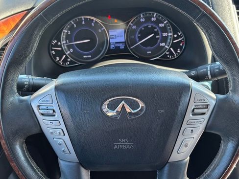 Used 2017 INFINITI QX80 2WD w/ Deluxe Technology Package image 17