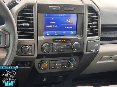 Used 2022 Ford F250 XL w/ Power Equipment Group AWD/4WD image 7
