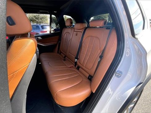 Used 2019 BMW X5 xDrive40i w/ Premium Package 2 image 19
