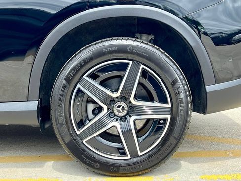 Certified 2026 Mercedes-Benz GLC 300 4MATIC image 11