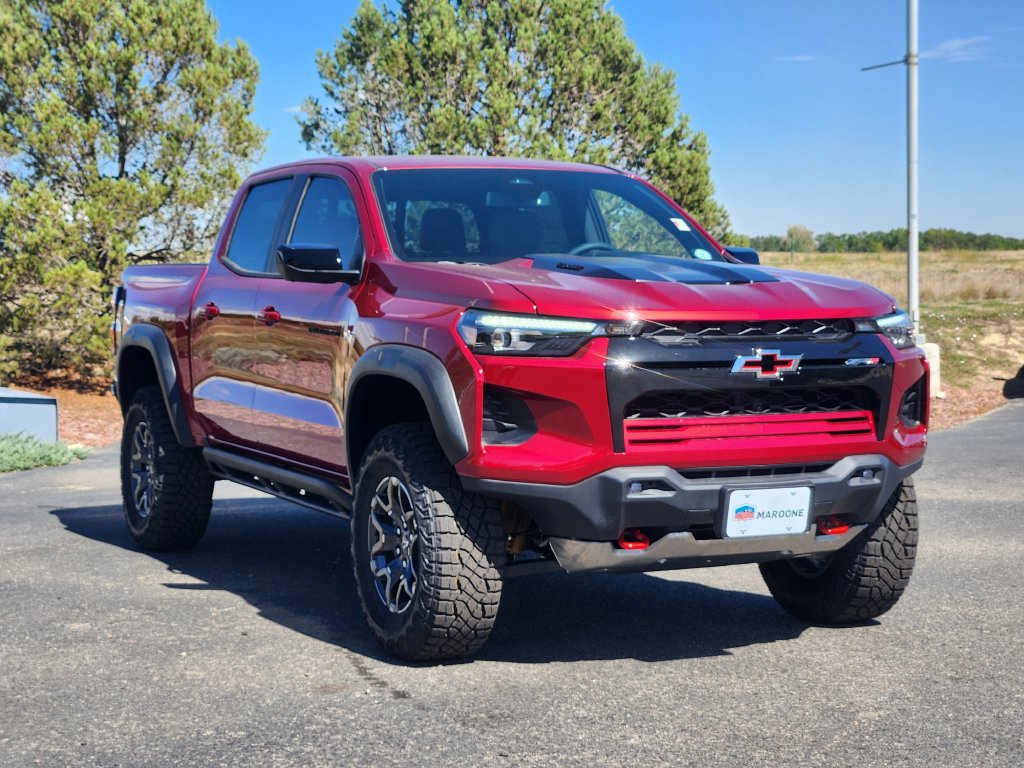 New 2026 Chevrolet Colorado ZR2 w/ Technology Package AWD/4WD image 4