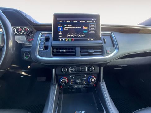 Used 2021 Chevrolet Tahoe Z71 image 11