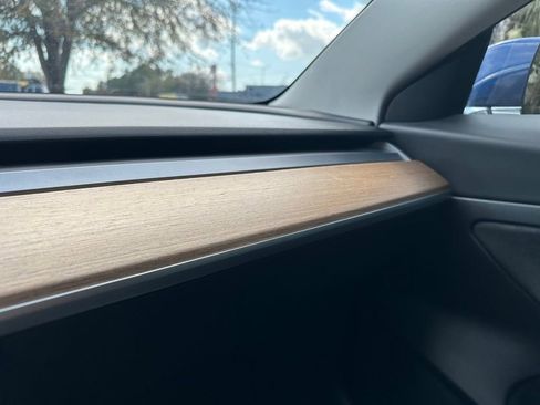 Used 2020 Tesla Model 3 Standard Range image 23