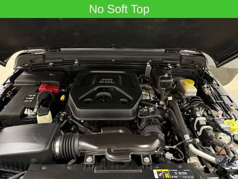 Used 2019 Jeep Wrangler Sport AWD/4WD image 34