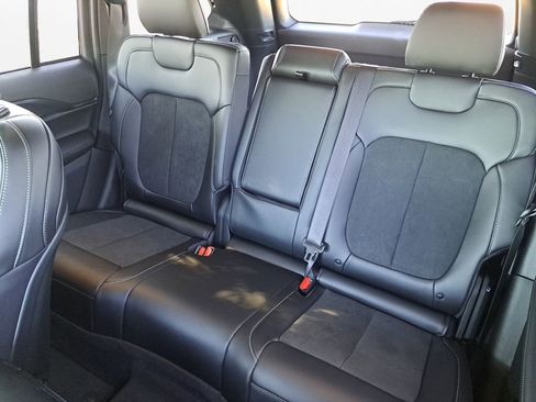 New 2025 Jeep Grand Cherokee Altitude image 22