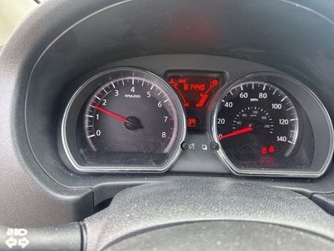 Used 2014 Nissan Versa Note SV FWD image 1