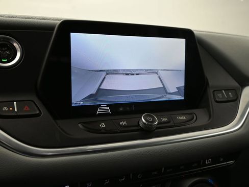 Used 2020 Chevrolet Blazer LT FWD image 22
