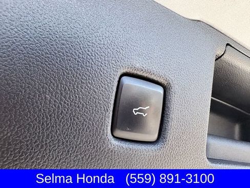 Used 2022 Ford Escape SE w/ SE Sport Appearance Package AWD/4WD image 30