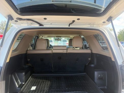 Used 2018 Toyota 4Runner Limited AWD/4WD image 11