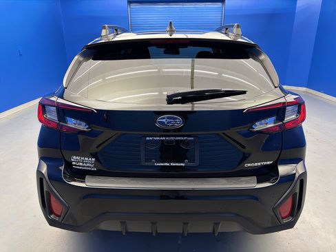 Certified 2025 Subaru Crosstrek 2.0i Premium image 6