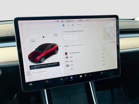 Used 2021 Tesla Model Y 2WD image 13