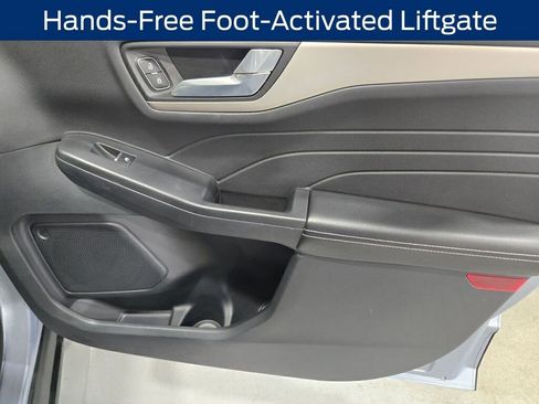 Certified 2022 Ford Escape SEL w/ Technology Package image 8