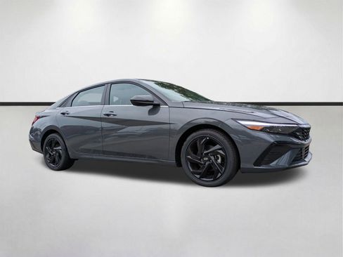 New 2026 Hyundai Elantra SEL Sport FWD image 1