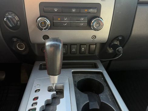 Used 2012 Nissan Titan SV AWD/4WD image 25