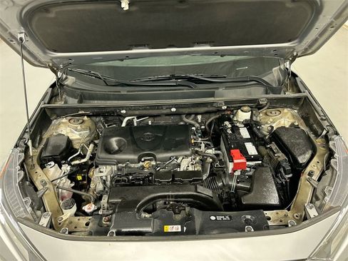 Used 2021 Toyota RAV4 XLE image 23