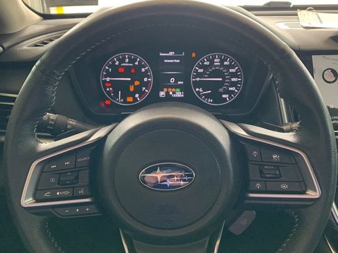 Certified 2025 Subaru Outback Limited AWD/4WD image 4