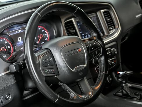 Used 2020 Dodge Charger SXT w/ Blacktop Package RWD image 21