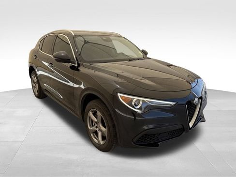Used 2021 Alfa Romeo Stelvio Sprint RWD image 6