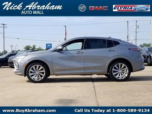 Certified 2025 Buick Envista Avenir image 1