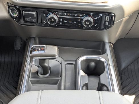 Certified 2025 Chevrolet Silverado 1500 RST AWD/4WD image 23