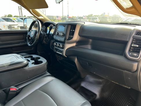 Used 2019 RAM 5500 Tradesman w/ Ambulance Prep Group RWD image 20