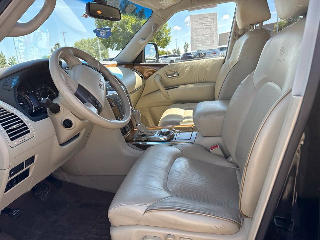 Used 2014 INFINITI QX80 4WD w/ Theater Package image 4