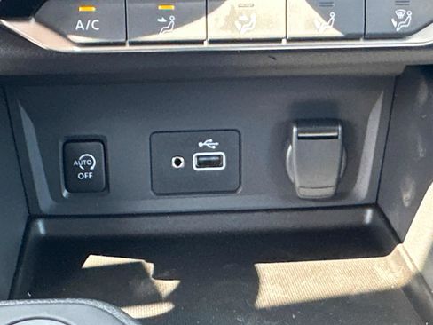 New 2025 Nissan Sentra S image 18