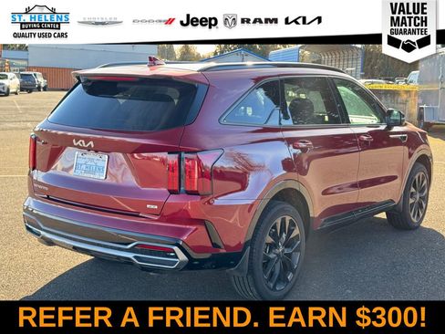 Used 2023 Kia Sorento SX image 9