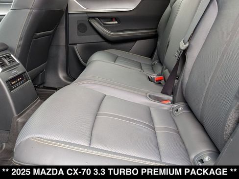 Used 2025 MAZDA CX-70 3.3 Turbo w/ Premium Package AWD/4WD image 3