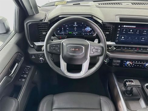 Used 2024 GMC Sierra 1500 SLT w/ SLT Convenience Package AWD/4WD image 20