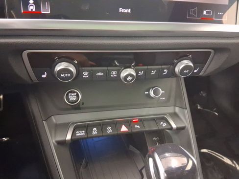 Used 2025 Audi Q3 2.0T Premium Plus w/ Premium Plus Package image 17