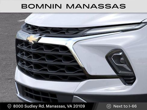 New 2025 Chevrolet Blazer LT image 13