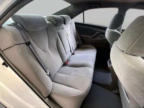 Used 2009 Toyota Camry FWD image 17